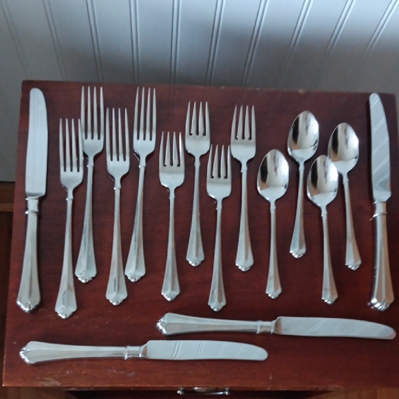 Oneida | Dining | 6 Piece Oneida Julliard Pattern Flatware | Poshmark